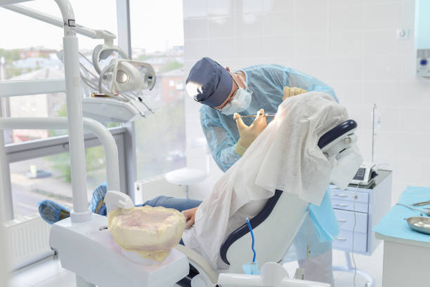 Best Emergency Tooth Extraction  in Fairfield Plantation, GA